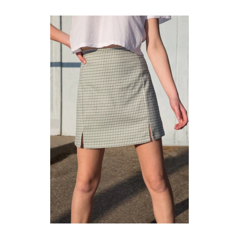 BRANDY MELVILLE Cara Plaid Green Mini Skirt Size XS